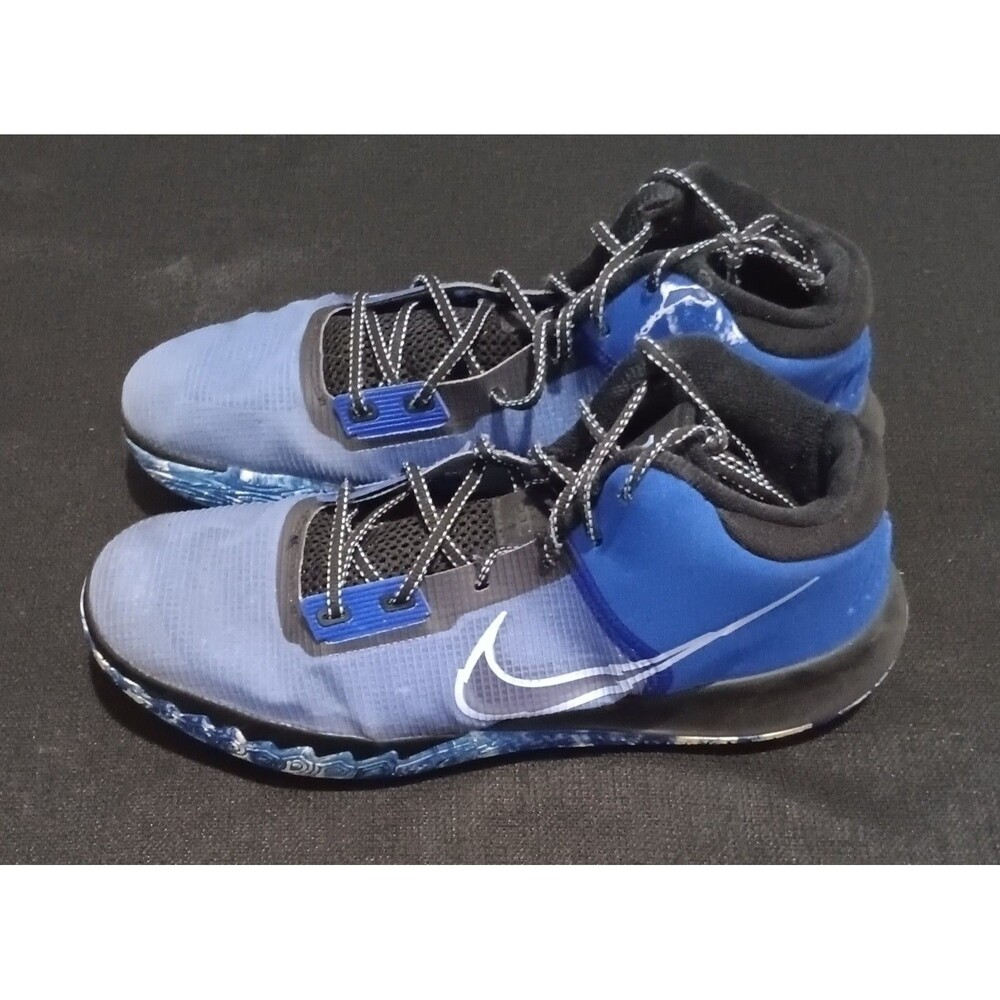 Nike - Picture 2 of 4